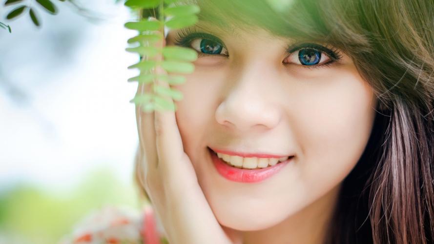 习近平：中方始终把上海合作组织作为周边外交优先事项